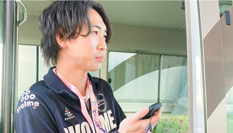 森の中でも安定した音質で情報共有ができる